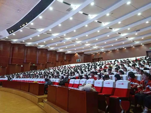 信息工程系召開(kāi) 第一次全體學(xué)生大會(huì)