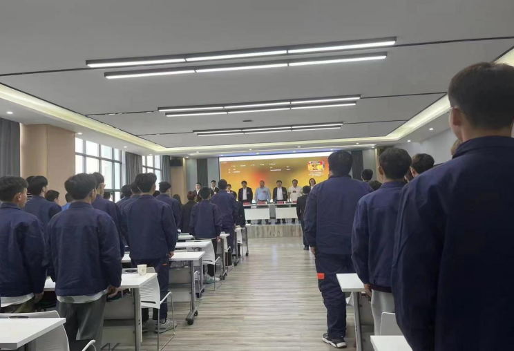 機(jī)電汽車工程系召開第二次學(xué)生代表大會(huì)