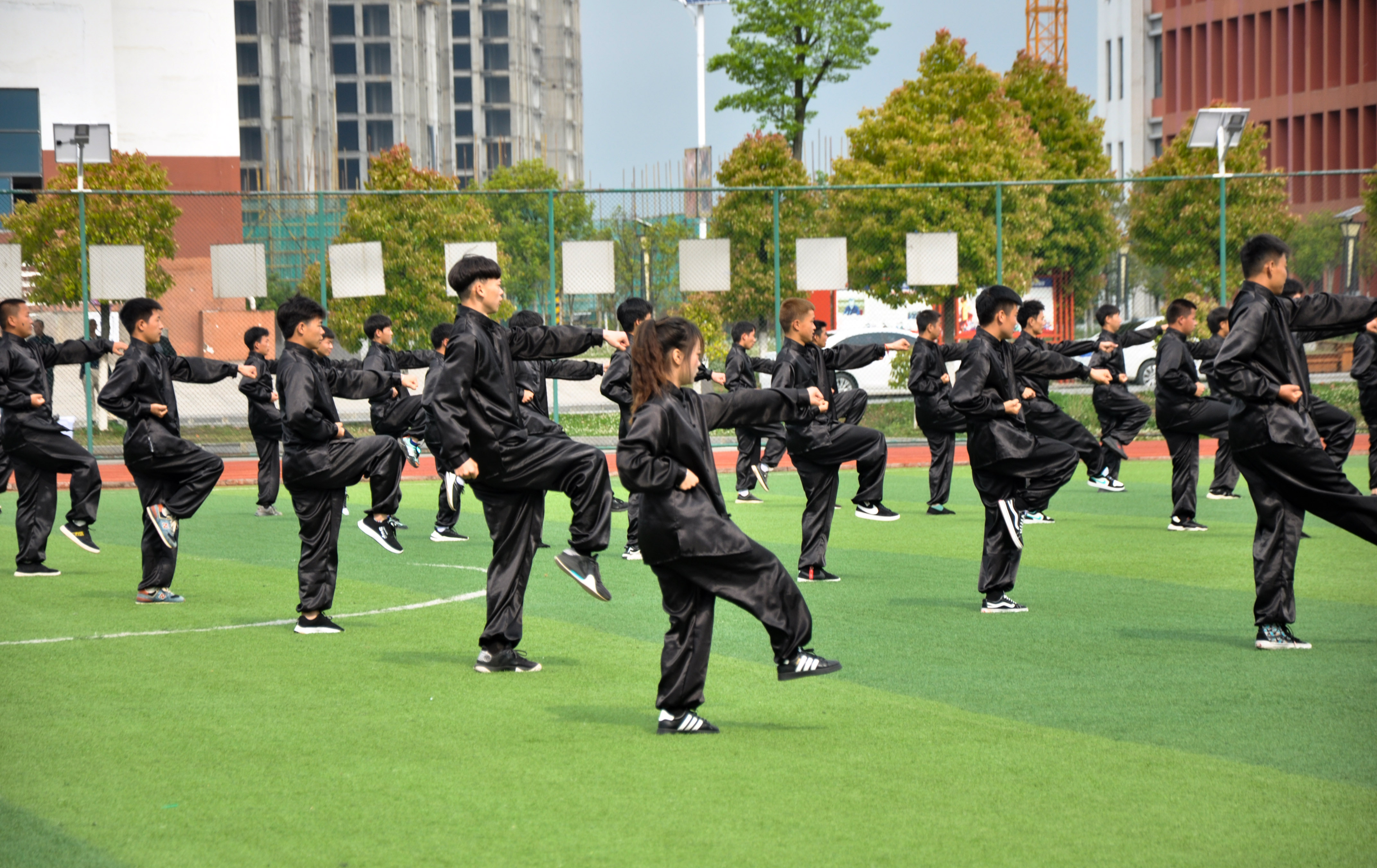 第二屆校園文化藝術(shù)節(jié)、第三屆田徑運動會開幕式