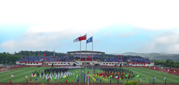 第二屆校園文化藝術節(jié)、第三屆田徑運動會正式開幕！