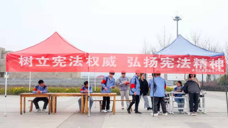 這些優(yōu)秀的育人案例，值得每一位輔導(dǎo)員（班主任）學(xué)習(xí)！