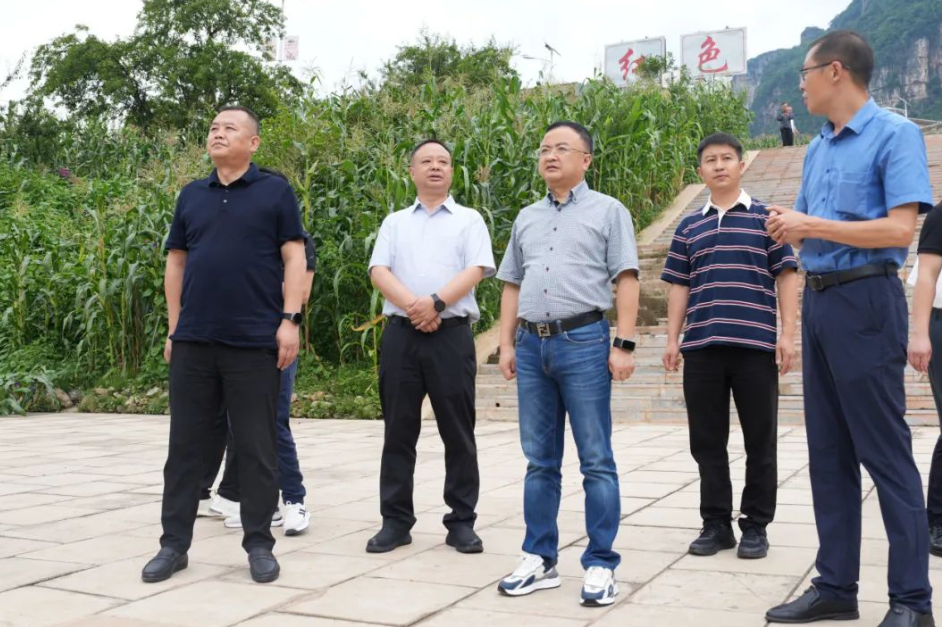 李涌、邱國援帶隊到鄉(xiāng)村振興聯(lián)系點開展幫扶調(diào)研