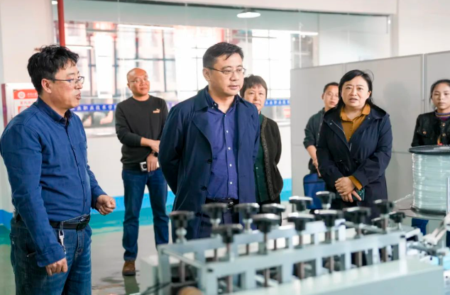 畢節(jié)市人民政府副市長鄭嘯到我院指導(dǎo)調(diào)研