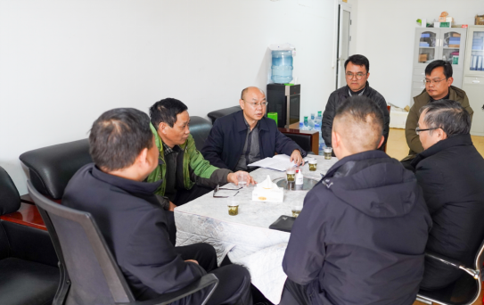 學(xué)院黨委副書(shū)記、院長(zhǎng)趙陽(yáng)一行赴甘河街道濱河社區(qū)調(diào)研駐村幫扶工作